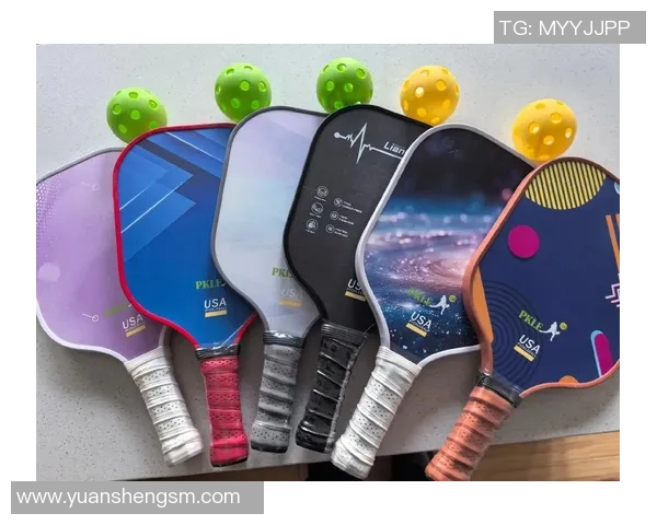 乒乓球装备选购指南：舒适耐用的球袜推荐与选购技巧分享